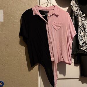 Hot Topic Black and Pink Heart Split Button-Up Top